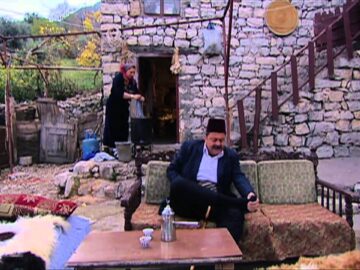 مسلسل ضيعة ضايعة – الجزء الثاني ـ الحلقة 17 السابعة عشر كاملة HD ـ قضايا معلقة